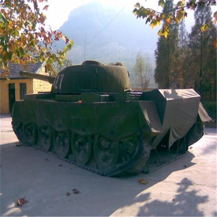 东莞生态园大型充气坦克